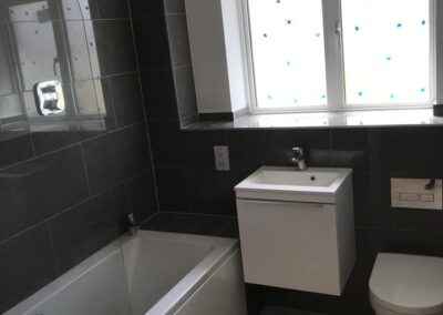 new build bathroom finished